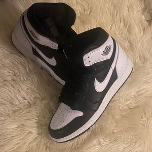 Nike Monochrome Athletic Sneakers